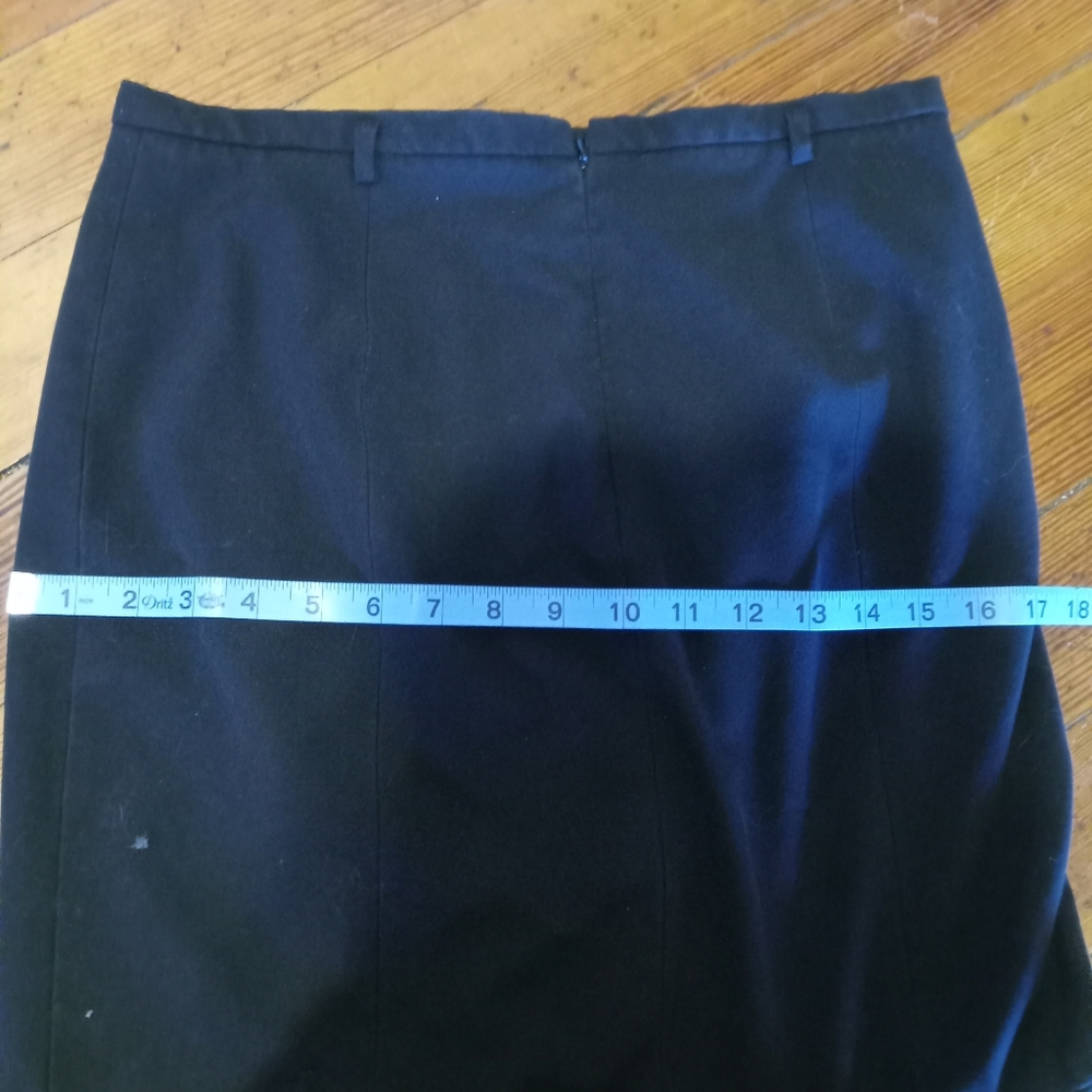 Skirt - Picture 7 of 7
